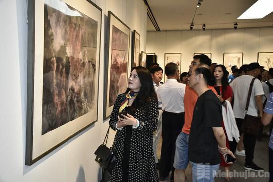 “面对与超越——中国画名家作品交流展”在京开幕