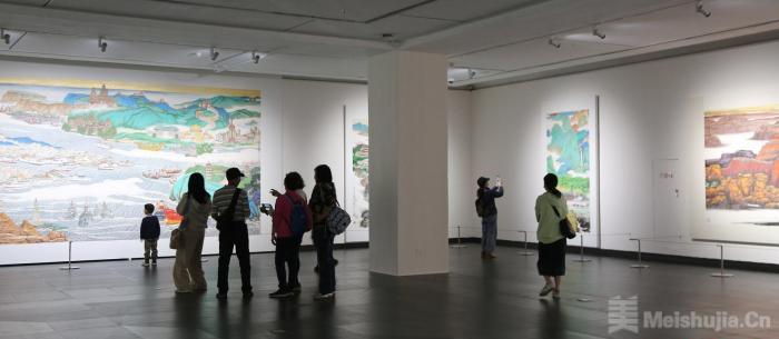 画家郑百重100多件青绿山水画亮相广东美术馆